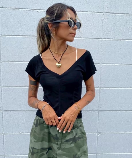hello, choker necklace.