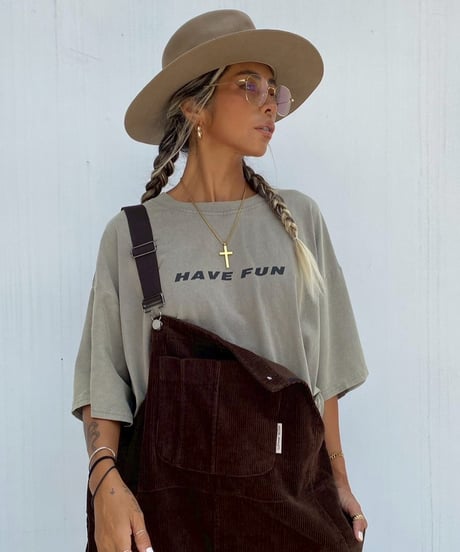 cropped T「HAVE FUN」#635358
