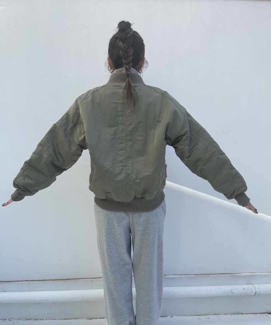 63a9028cd325cc0b2196b2af