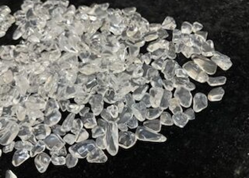 浄化にオススメ】ブラジル産水晶のさざれ石 小サイズ | 数珠屋粋鳳