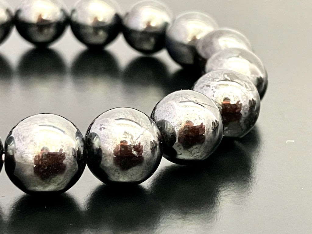 三大ヒーリングストーン】ブラックアイアンスギライト9～9.5㎜ 手首