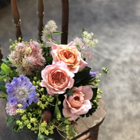 【配送】季節の花かご　Mサイズ