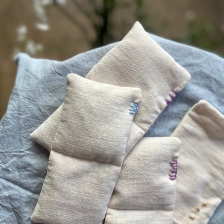 アイピロー | STORES