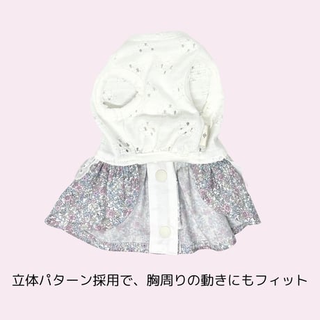 バックオープン エプロンワンピース小花柄