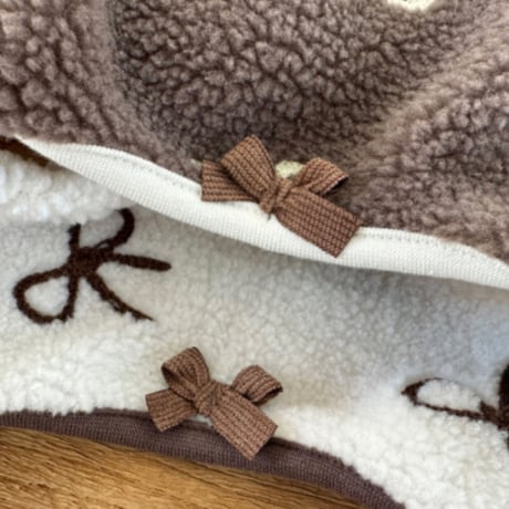 リボン刺繍ボアロンパース