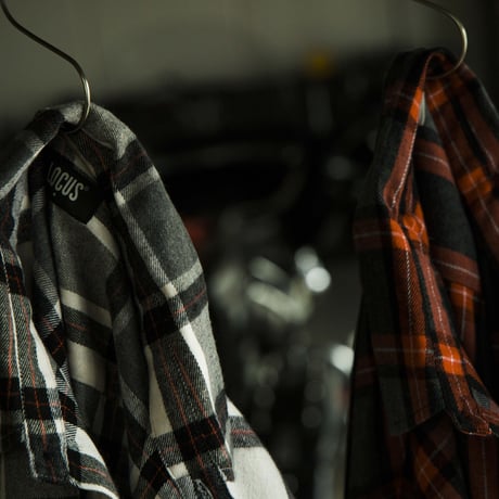 TRAD Shirt（Black × Red）