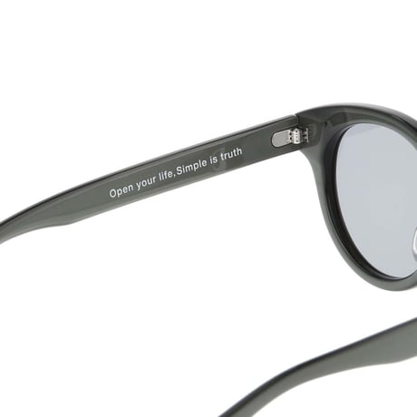 LOCUS feat. INARI EYEDENTITY EYEWEAR （Khaki × Black）