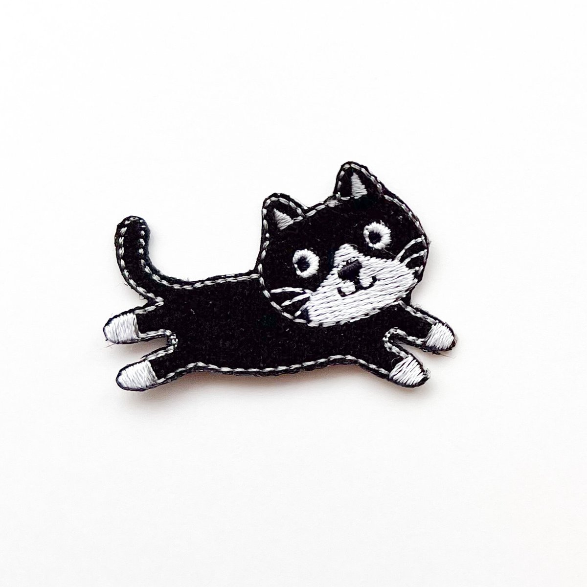 黒猫ハチワレ　水注　ハンドペイント　黒猫コレクション ビンテージ アイロンワッペン【ハチワレ猫】台湾 | humming bird横浜 | ルーム