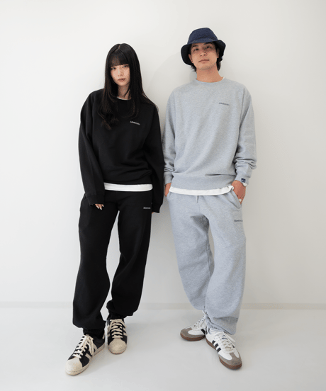 【Black】raglan sleeve sweat