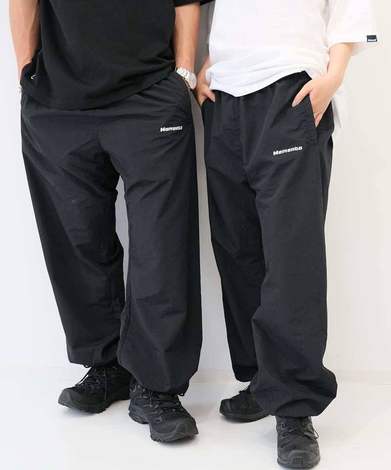 Black】nylon track pants | Memento