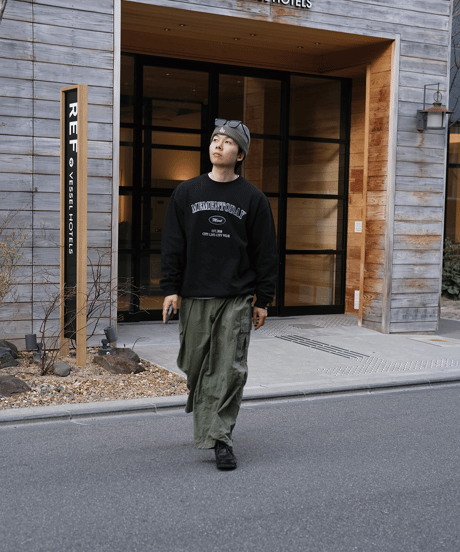 【Black】College Sweat