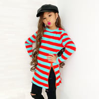 再入荷★ボーダースリットトップス
