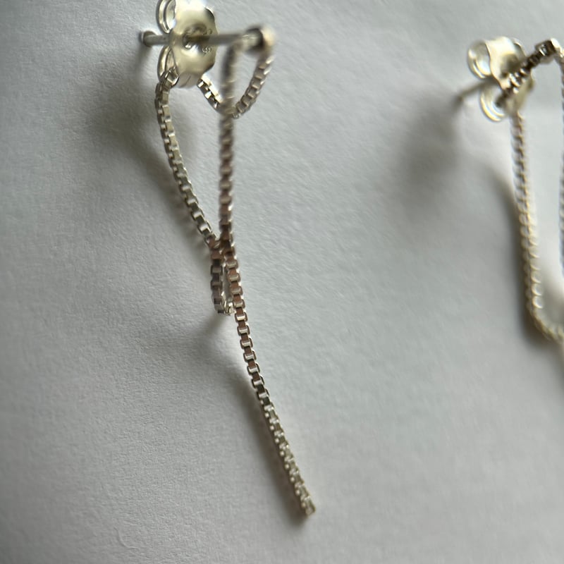 drawing chain ピアス #03 | SAWAKO KATAOKA