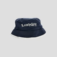 LONELY論理 #38 NEW LOGO PIPING BUCKET HAT
