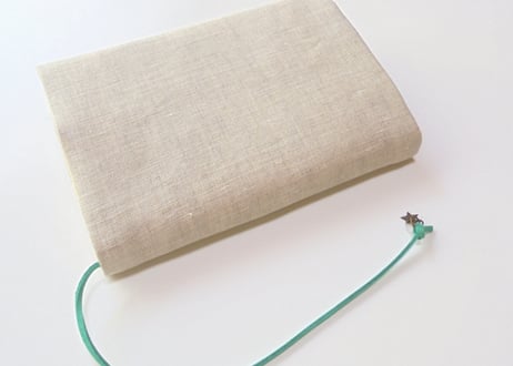 手刺繍すずらんの文庫本用ブックカバー２　聖書・讃美歌・こどもさんびかにも
