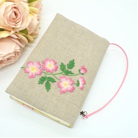 刺繍ブックカバー | STORES