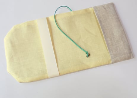 手刺繍すずらんの文庫本用ブックカバー２　聖書・讃美歌・こどもさんびかにも