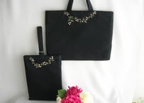 手刺繍 濃紺レッスンバッグとうわばき入れのセット　わすれな草　お受験対応