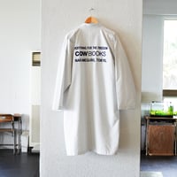 COW BOOKS "Reading Jacket Long" WHITE