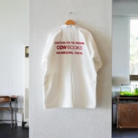 COW BOOKS "Reading Jacket " WHITE