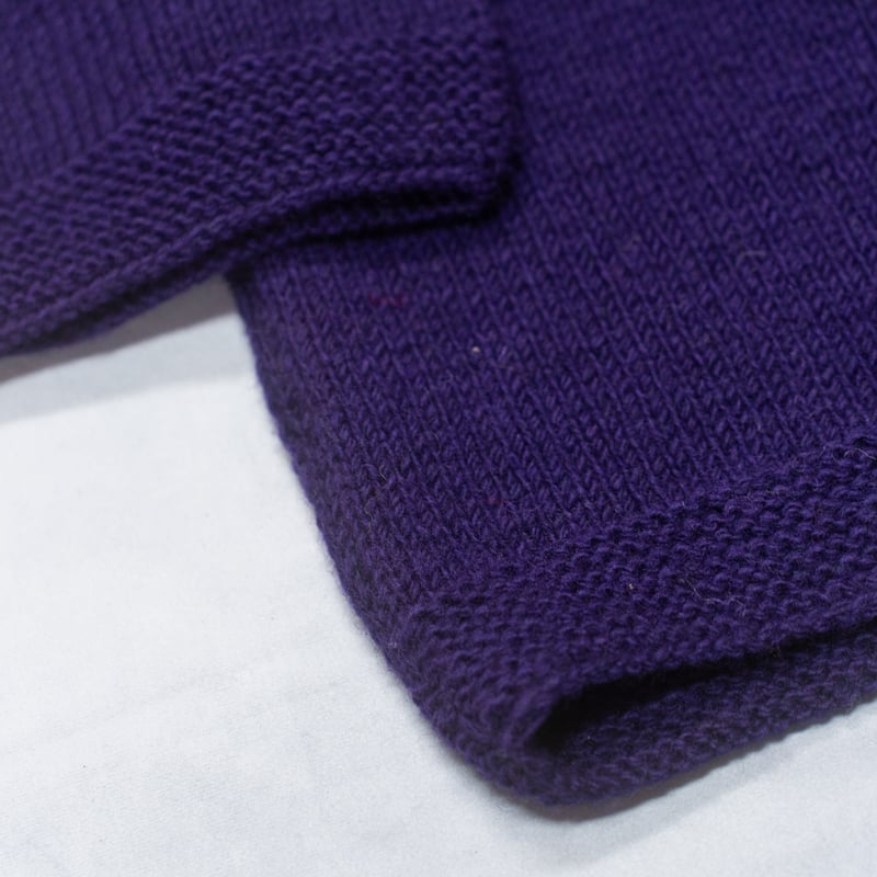 MacMahon Knitting Mills ''Roll Neck Knit - 5Flo MacMahon Knitting Mills ''Roll Neck Knit - 5Flo