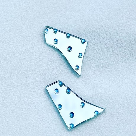 Dot Mirror Earrings 06