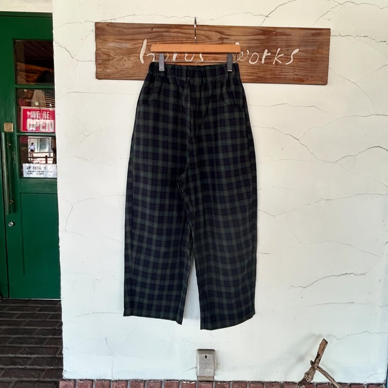 NARUダークグレーノッポパンツ　新品♥未使用 NARU] “ロイヤルタータンノッポパンツ“ | HORUS WORKS