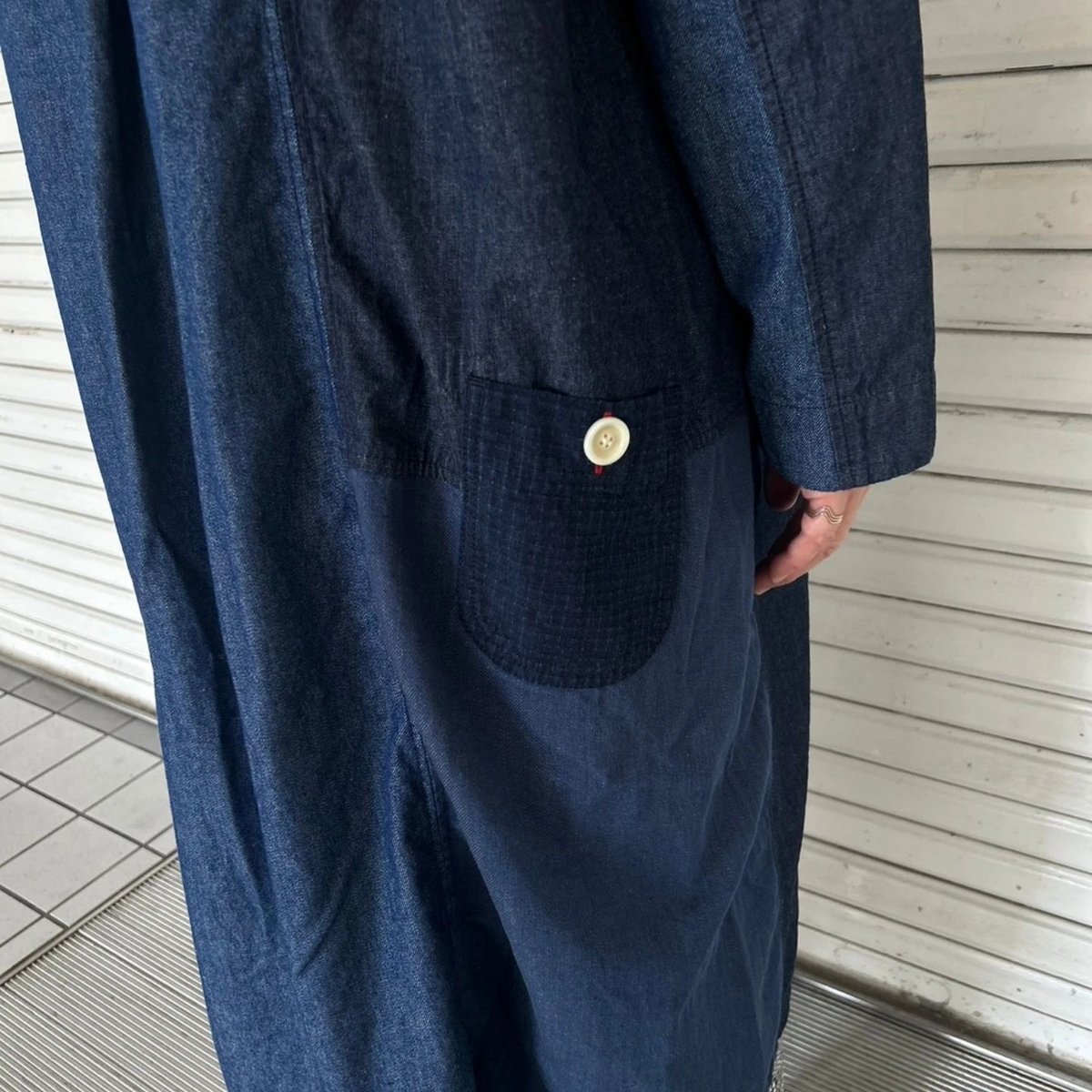 快晴堂】'マルチデニムのパッチワークコートワンピース' | HORUS 快晴堂】'マルチデニムのパッチワークコートワンピース' | HORUS