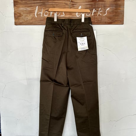 【D.M.G】 “ウエポンチノ ツータックトラウザー”