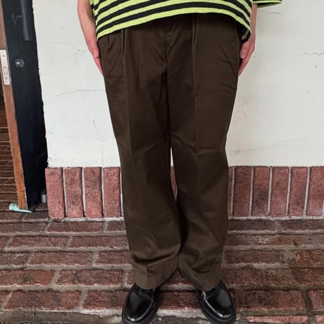 【D.M.G】 “ウエポンチノ ツータックトラウザー”