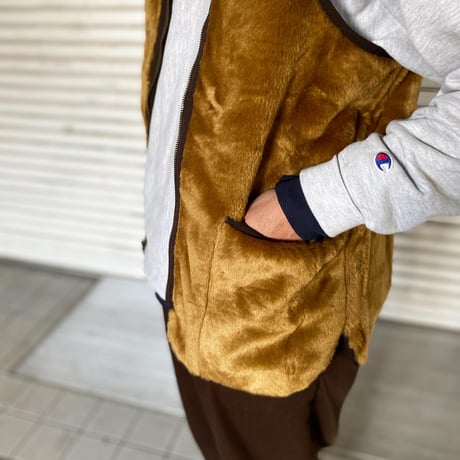 【Barbour】 ”FUR LINER ベスト”