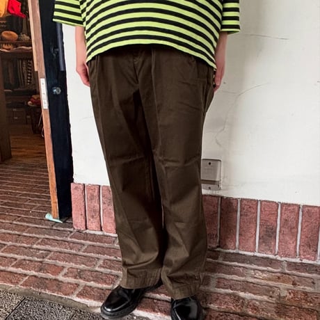 【D.M.G】 “ウエポンチノ ツータックトラウザー”