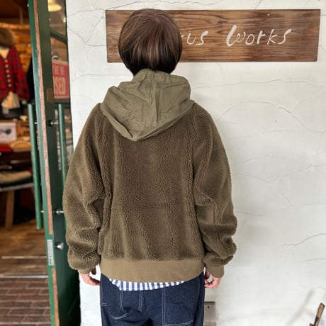 【H.UNIT】 "Herringbone × Boa switching jacket"