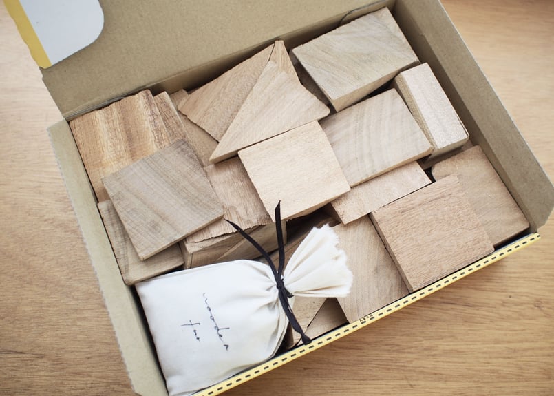 クスノキ 木っ端とサシェ | atelier fluid