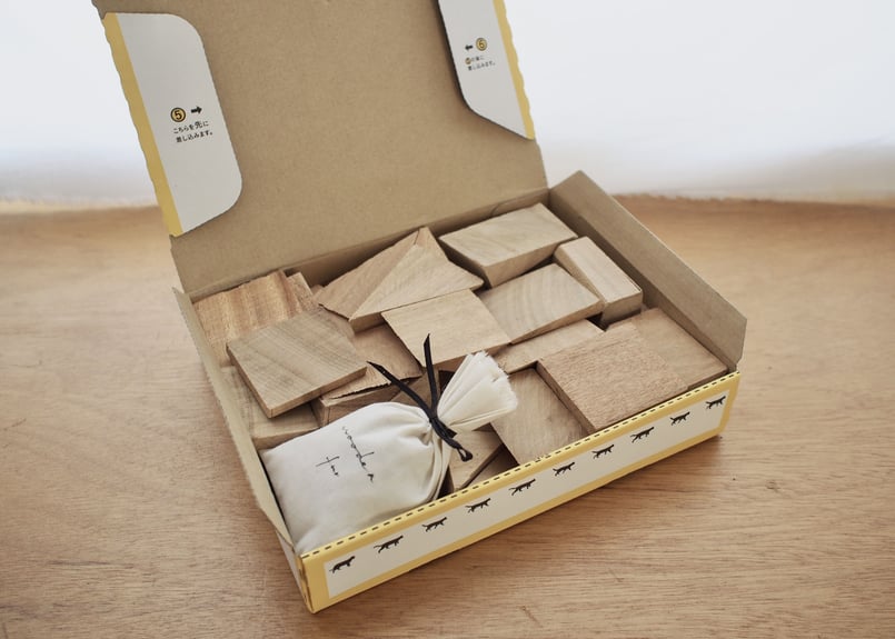 クスノキ 木っ端とサシェ | atelier fluid