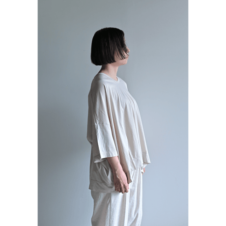 【NO CONTROL AIR】unisex 120/2 王妃綿・天竺オーバーサイズカットソー［Ecru］