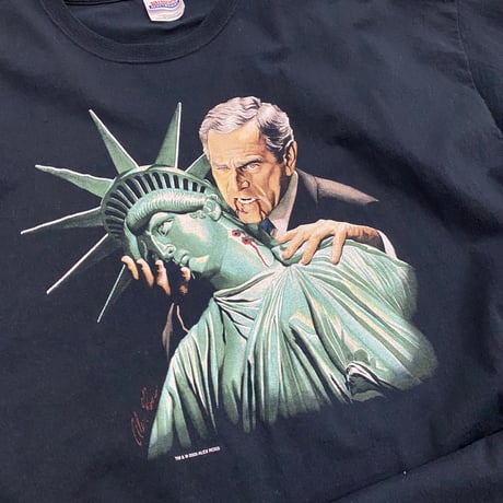 【2XL】2005'S BUSH VAMPIRE BY ALEX ROSS TEE