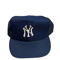 90'S YANKEES TRUCKER