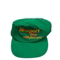 90'S NEWPORT SNAPBACK