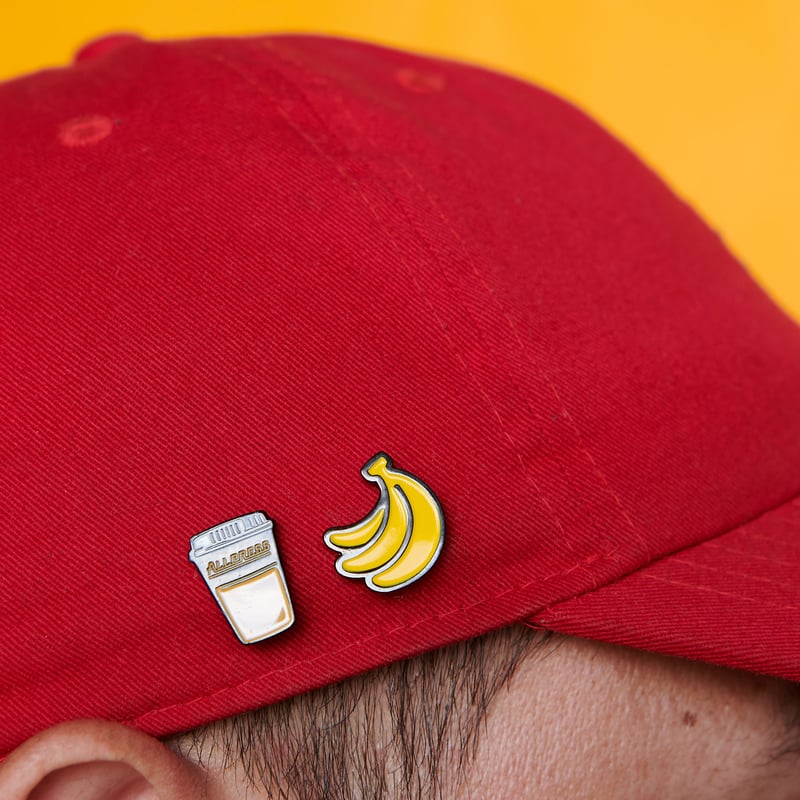 banana PINS | キイロイストア [ KiiROi STORE ]