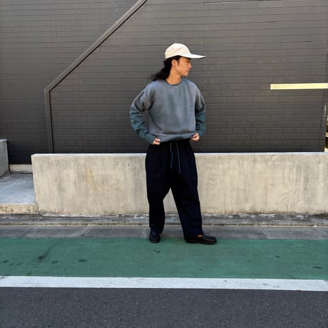 MOOJIMOOJI "classic crewneck aged"