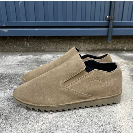 AIRWALK  "RIPPLE SLIP-ON"
