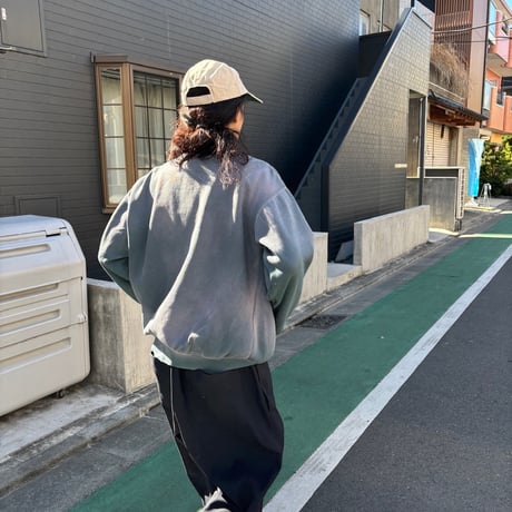 MOOJIMOOJI "classic crewneck aged"