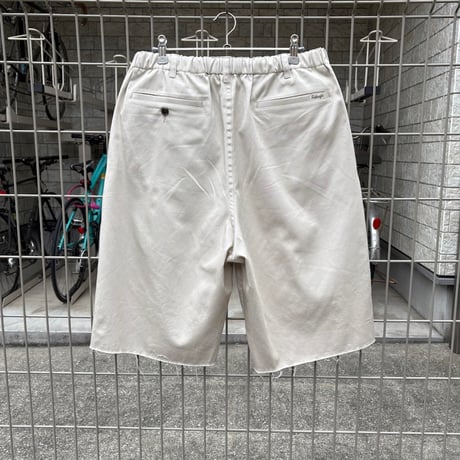 RELAXFIT ”HIROSHI“ cut off chino shorts