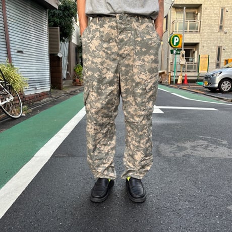 07年deadstock "ACU combat cargo pants"