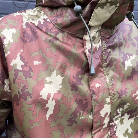 SBB  "Vegetato Packable Hood"