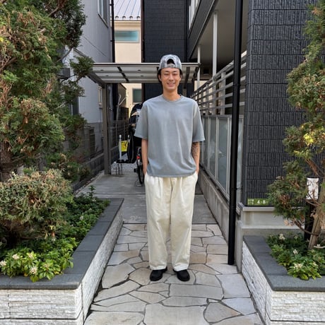 moojimooji  "OVERSIZED CROP T-SHIRTS"