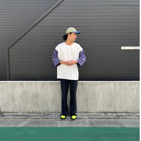 WeeKday  "Bi-Color Half Sleeve Tee"