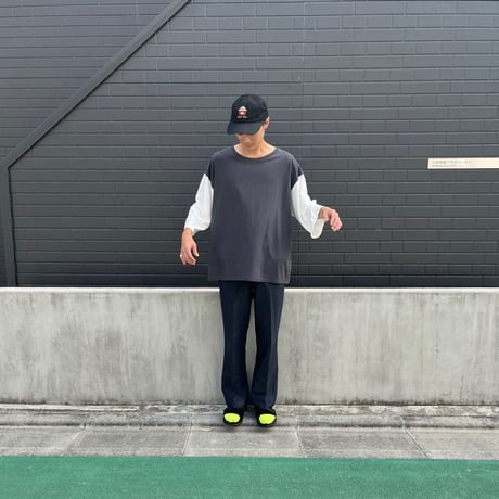 WeeKday  "Bi-Color Half Sleeve Tee"