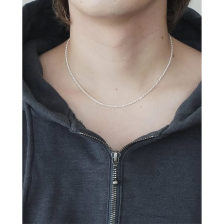 twist chain silver necklace
